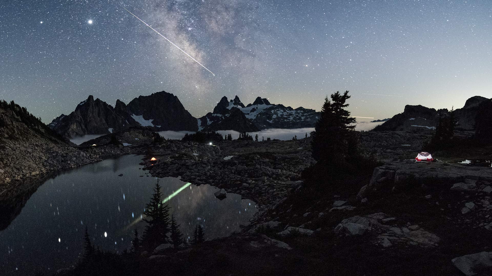 坦克湖 (Tank Lakes), 高山湖泊荒野区, 华盛顿州, 美国 (© Austin Trigg/TANDEM Stills + Motion)
