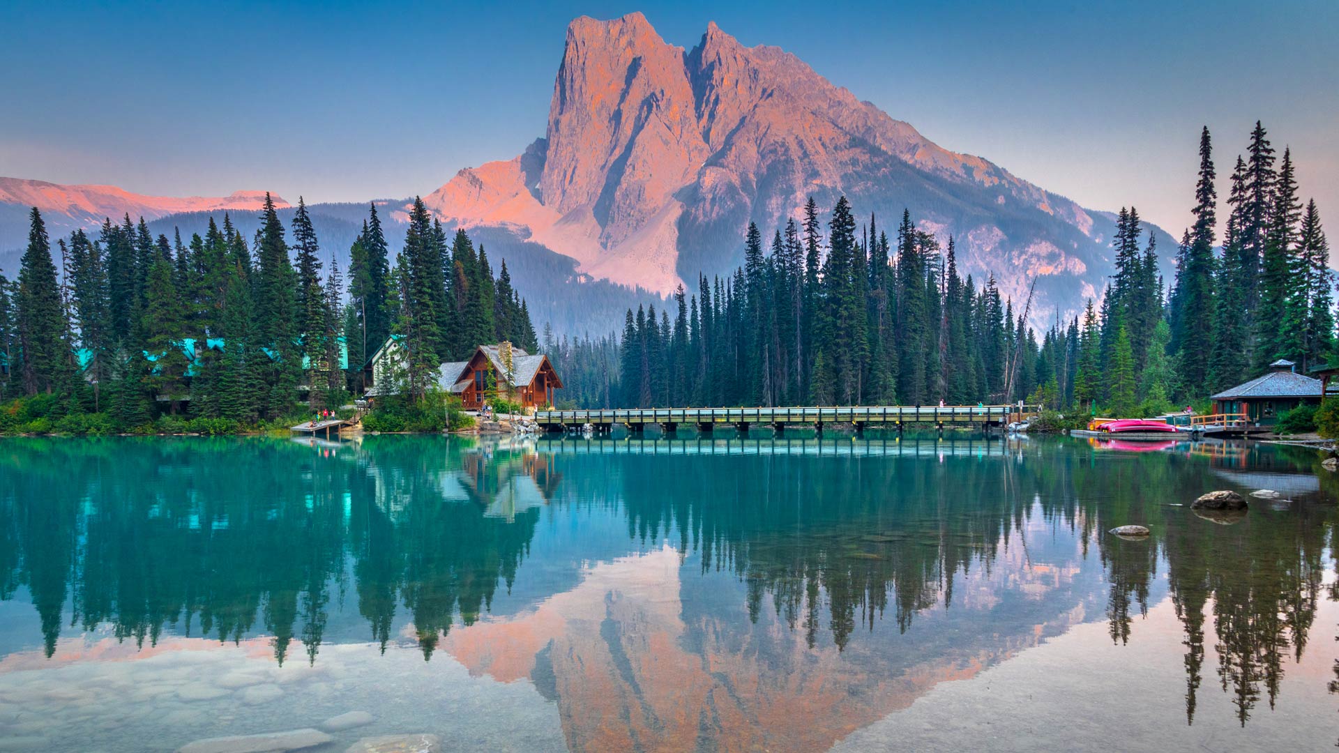 幽鹤国家公园的伯吉斯山和翡翠湖, 不列颠哥伦比亚省, 加拿大 (© Feng Wei Photography/Getty Images)